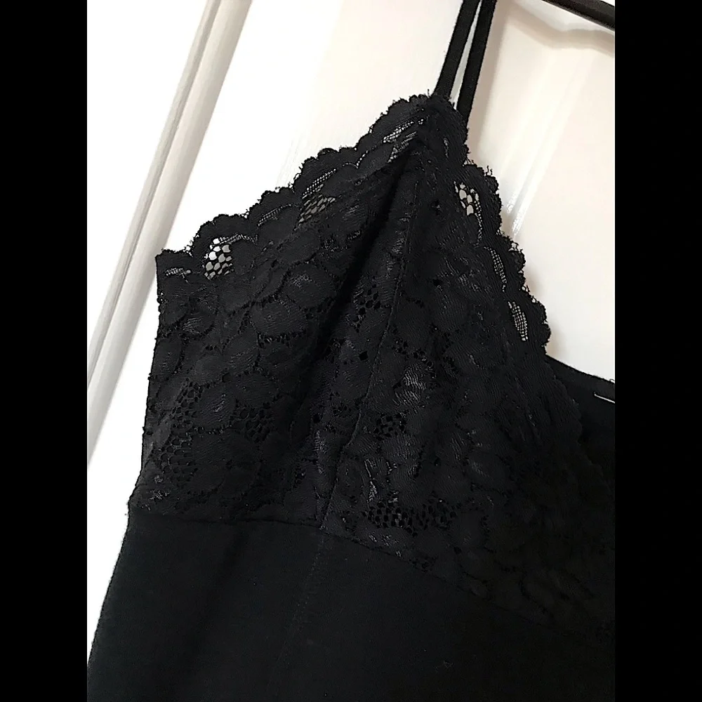 🆕🔥EXPRESS REALLY CUTE&SEXY SPAGHETTI STRAP&BEAUTIFUL BLACK LACE TANK/CAMI NWOT - Picture 3 of 8